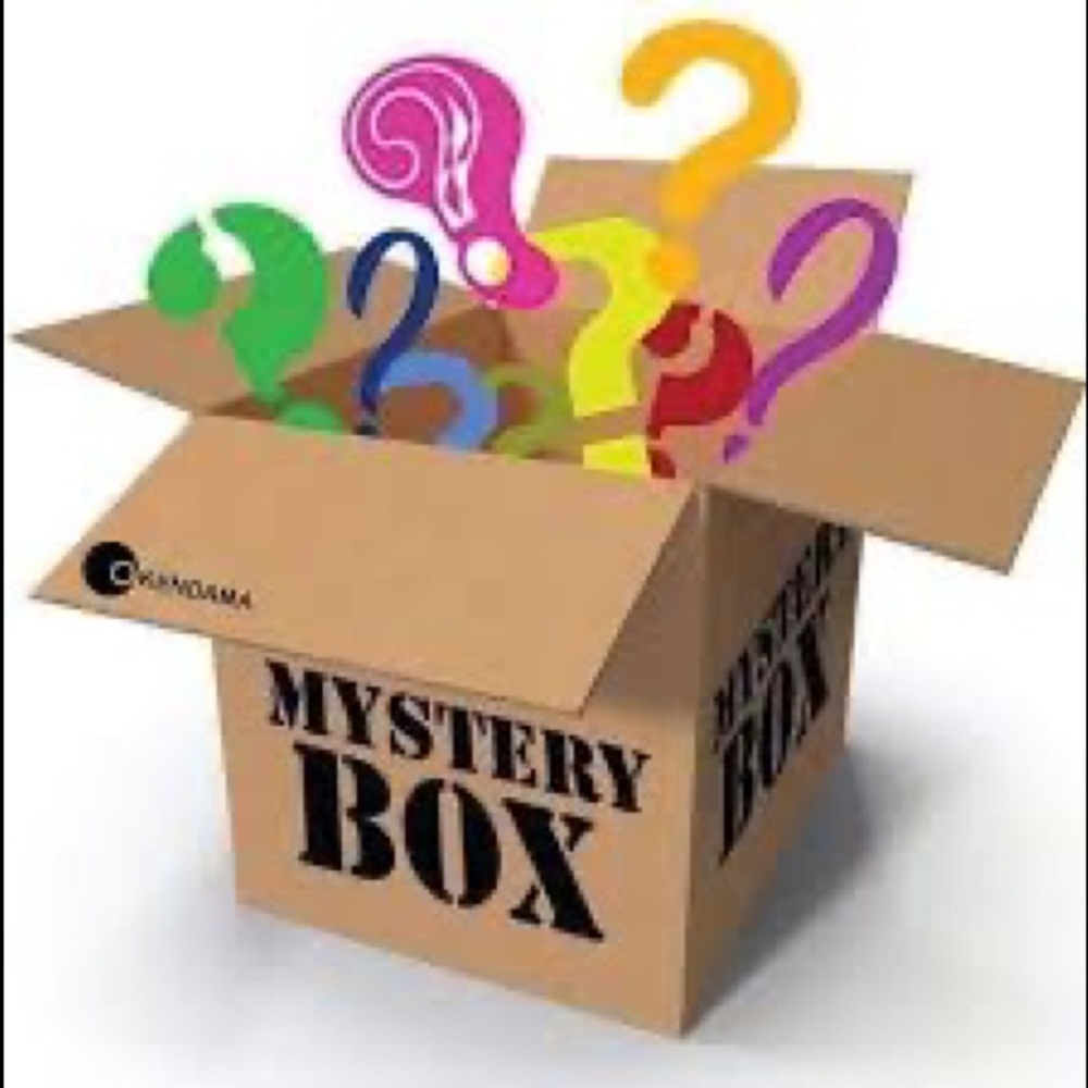 MYSTERY BOX WOMENS CLOTHES